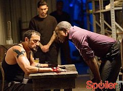 Graceland: 1x08 Bag Man - zdjęcia promocyjne