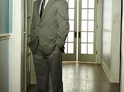 Zdjęcia promocyjne obsady 1 sezonu serialu Betrayal