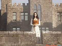Reign: 1x01 Pilot - zdjęcia promocyjne