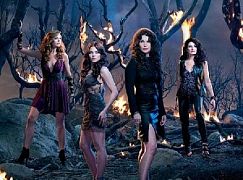 Plakaty promocyjne 1 sezonu serialu Witches of East End