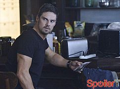Beauty and the Beast: 2x01 Who Am I? - zdjęcia promocyjne
