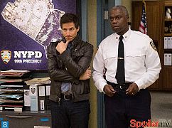 Brooklyn Nine-Nine: 1x07 48 Hours - zdjęcia promocyjne
