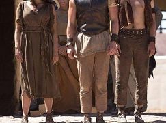 Atlantis: 1x01 The Earth Bull - zdjęcia promocyjne