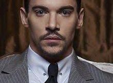 Zdjęcia promocyjne obsady 1 sezonu serialu Dracula