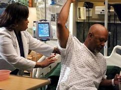 Chirurdzy: 10x05 I Bet It Stung - zdjęcia promocyjne