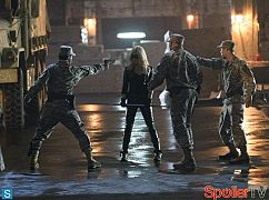 Arrow: 2x04 Crucible - zdjęcia promocyjne