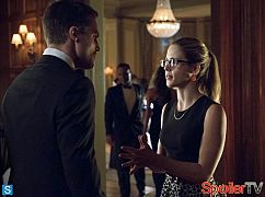 Arrow: 2x04 Crucible - zdjęcia promocyjne