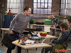 Dads: 1x07 Foul Play - zdjęcia promocyjne