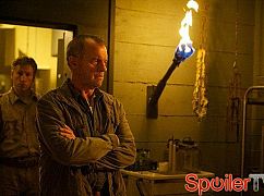Rewolucja: 2x08 Come Blow Your Horn - zdjęcia promocyjne