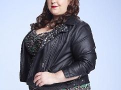 Zdjęcia promocyjne obsady 1 sezonu serialu Us and Them