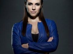 Zdjęcia promocyjne obsady 4 sezonu serialu Zagubiona tożsamość