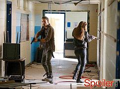 Rewolucja: 2x09 Everyone Says I Love You - zdjęcia promocyjne