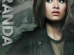 Plakaty promocyjne postaci 1 sezonu serialu Ravenswood