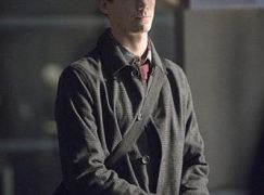 Arrow: 2x08 The Scientist - zdjęcia promocyjne