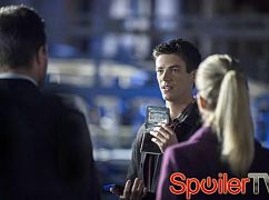 Arrow: 2x08 The Scientist - zdjęcia promocyjne