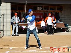 Crazy Ones: 1x09 Sixteen-Inch Softball - zdjęcia promocyjne
