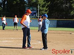 Crazy Ones: 1x09 Sixteen-Inch Softball - zdjęcia promocyjne