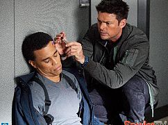 Almost Human: 1x03 Are You Receiving? - zdjęcia promocyjne