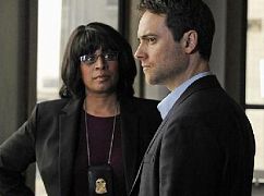 Betrayal: 1x12 Sharper than a serpent’s tooth… - zdjęcia promocyjne