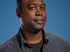 Zdjęcia promocyjne obsady 1 sezonu serialu Sirens