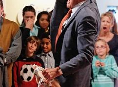 Crazy Ones: 1x13 Outbreak - zdjęcia promocyjne