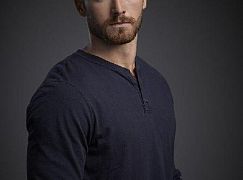 Zdjęcia promocyjne obsady 1 sezonu serialu Believe