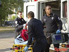 Sirens: 1x01 A Bitch Named Karma - zdjęcia promocyjne