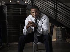 Zdjęcia promocyjne obsady 2 sezonu serialu Arrow