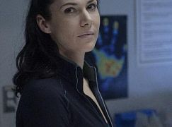 Helix: 1x11 Black Rain - zdjęcia promocyjne