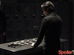 Helix: 1x11 Black Rain - zdjęcia promocyjne