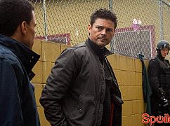 Almost Human: 1x13 Straw Man - zdjęcia promocyjne