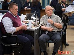 Brooklyn Nine-Nine: 1x22 Charges and Specs - zdjęcia promocyjne
