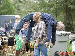 Żywe trupy: 4x14 The Grove - zdjęcia z planu