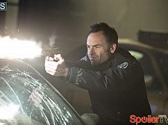 Arrow: 2x17 Birds of Prey - zdjęcia promocyjne