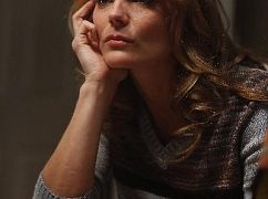 Zawód: Amerykanin: 2x06 Behind the Red Door - zdjęcia promocyjne