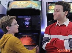 The Goldbergs: 1x21 The Age of Darkness - zdjęcia promocyjne