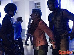 Continuum: 3x08 So Do Our Minutes Hasten - zdjęcia promocyjne