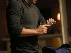 Kości: 9x24 The Recluse in the Recliner - zdjęcia promocyjne