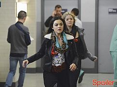 Słodkie kłamstewka: 5x01 EcsApe From New York - zdjęcia promocyjne