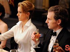 Zdjęcia promocyjne obsady 1 sezonu serialu Madam Secretary