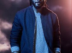 Zdjęcia promocyjne obsady 2 sezonu serialu Graceland