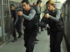 Gang Related: 1x04 Perros - zdjęcia promocyjne