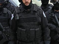 The Bridge: 2x01 Yankee - zdjęcia promocyjne