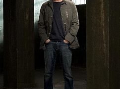 Zdjęcia promocyjne obsady 1 sezonu serialu The Intruders