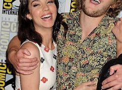 Ekipa Reign na Comic-Conie 2014