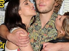Ekipa Reign na Comic-Conie 2014