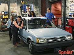 Young and Hungry: 1x08 Young & Car-Less - zdjęcia promocyjne