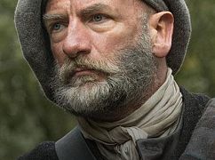 Zdjęcia promocyjne obsady 1 sezonu serialu Outlander