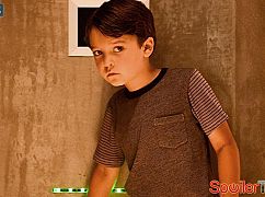 Extant: 1x10 A Pack of Cards - zdjęcia promocyjne