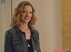 Married: 1x08 The Old Date - zdjęcia promocyjne